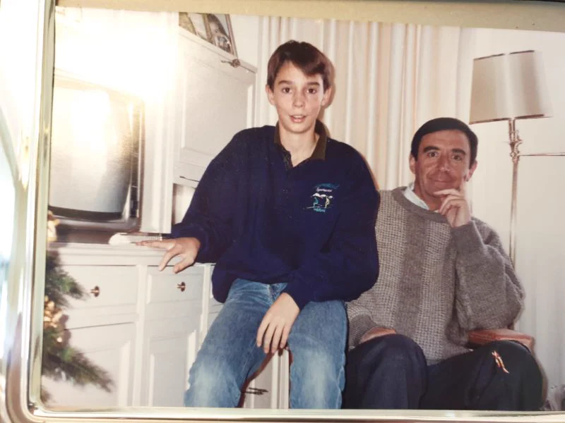 Fernando as a teenager with his father